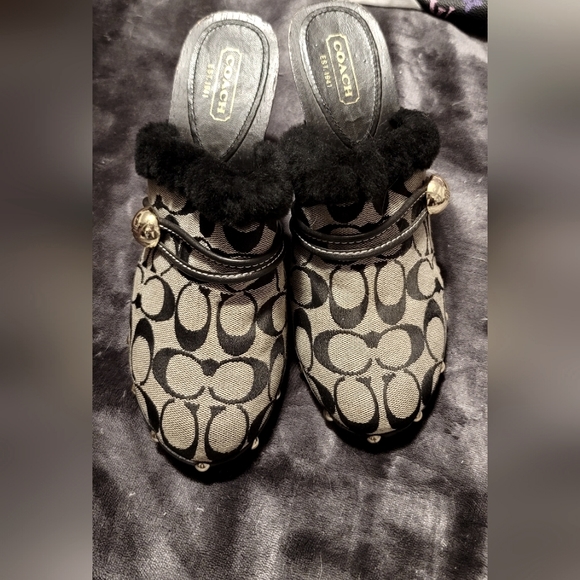 Coach Clogs - Picture 1 of 4